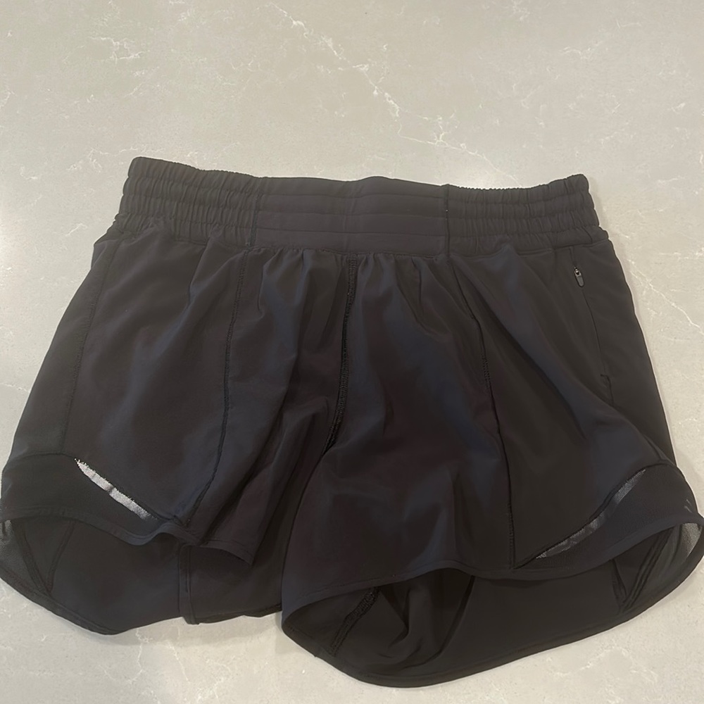 Lululemon Womens shorts size 6 tall